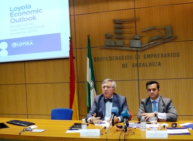 El informe dedica su sección monográfica al análisis de los costes laborales y de la competitividad externa de la economía andaluza