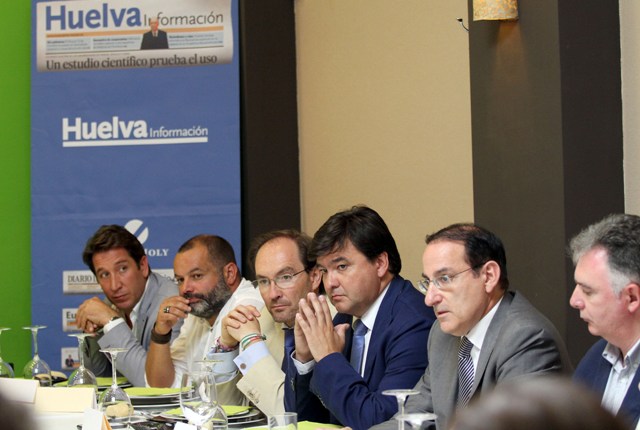 Conferencia del Presidente de CEA en el Foro Gerardo Rojas de Huelva Información