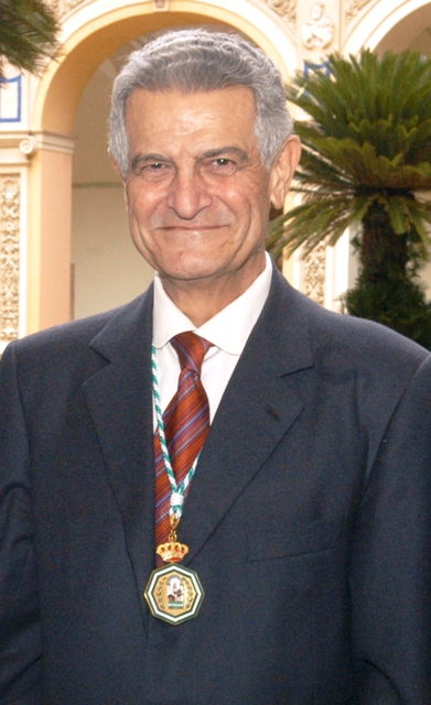 28 de febrero de 2005. Rafael Álvarez Colunga, que fue presidente de CEA entre mayo de 1996 y febrero de 2002, recibió el 28 de febrero de 2005 la Medalla de Andalucía, otorgada por la Junta de Andalucía